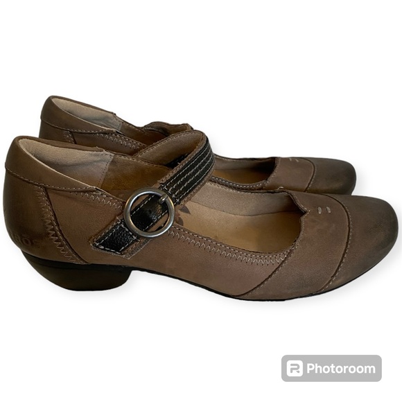 Taos leather Mary Jane shoes Sz 7.5 - Picture 14 of 14